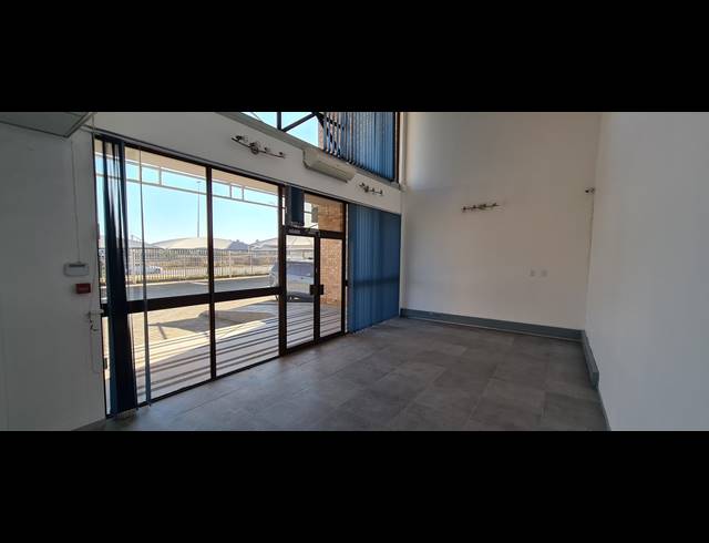 9,000M² WAREHOUSE TO LET IN MEADOWDALE